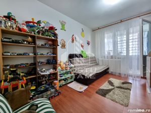 Apartament cu 3 camere, etaj intermediar, zona Circumvalatiunii - imagine 8