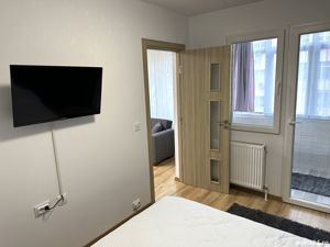 Regim hotelier, Apartament  2 camere, Etaj.1, Zona Spital (Peco) - imagine 4