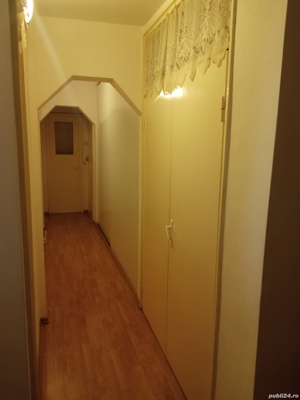 apartament cu 3 camere  - imagine 3