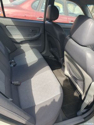 Hyundai Elantra  - imagine 6 Hyundai Elantra  - imagine 6