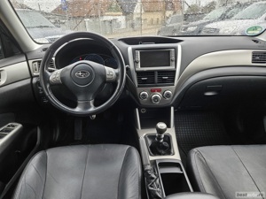 Subaru Forester - imagine 9
