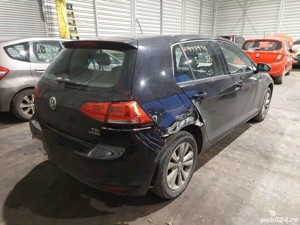 Dezmembrez Volkswagen Golf 7 2014 HATCHBACK 1.6 TDI CLHA - imagine 4