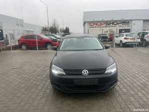 Dezmembrez Volkswagen Jetta 2011 SEDAN 2.0 TDI CFFB - imagine 2