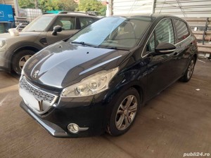 Dezmembrez Peugeot 208 2012 HATCHBACK 1.6 HDI - imagine 2