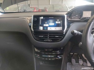 Dezmembrez Peugeot 208 2012 HATCHBACK 1.6 HDI - imagine 7