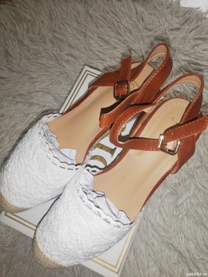 Sandale de vara comode si lejere