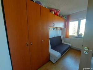 Vând apartament cu 3 camere - imagine 1