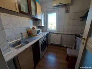 Vând apartament cu 3 camere