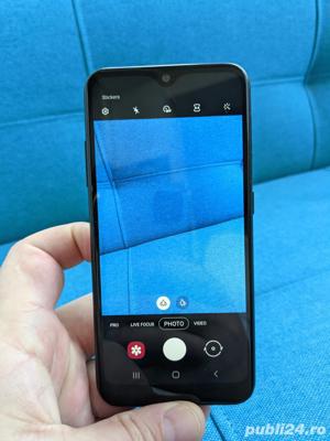 SAMSUNG A01 16GB memorie 2Gb BONUS Folie + Husa + Cablu Display 5.7" A015 - imagine 6