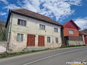 Casa traditional saseasca, in pitoareasca  asezare Arini, Brasov - imagine 11