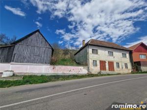 Casa traditional saseasca, in pitoareasca  asezare Arini, Brasov - imagine 9