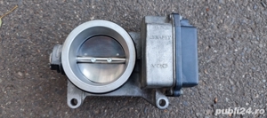 Clapetă accelerație electronică originală Dacia Logan Duster Sandero. In stare perfecta.