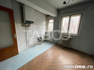 Apartament 3 camere 2 bai 63 mp utili etaj 3 Ultracentral Alba Iulia - imagine 7