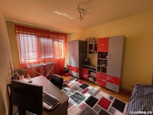 Apartament 4 camere, decomandat, zona excelenta, comison 0%. - imagine 4