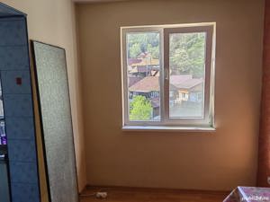 Vând apartament cu 3 camere - imagine 8