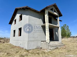 Casa P+M-4 camere-doua bai-Teren 430mp-Ghercesti zona Primaverii - imagine 3