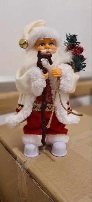 Mos Crăciun Dansator 30 cm. 4 Modele.