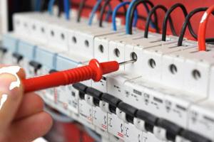 Dăm startul înscrierilor la Cursul de ELECTRICIAN IN CONSTRUCTII - imagine 2