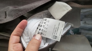 Costum clasic Hugo Boss  - imagine 4