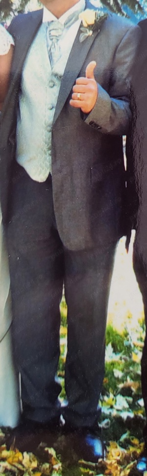 Costum clasic Hugo Boss  - imagine 2