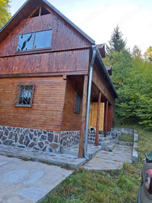 Ideal pensiune, Baile Chirui DN13A, la 20 km de M. Ciuc ,teren 34500 mp curent si apa  ,5Euro mp - imagine 10