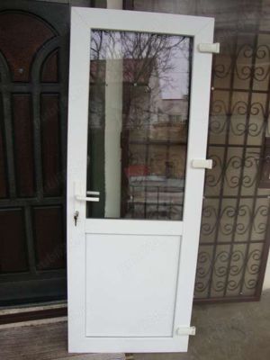 Usa de exterior din PVC Veka
