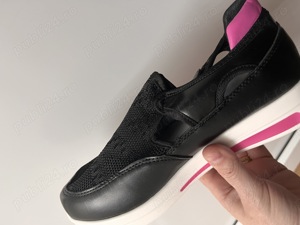 Adidași foarte usori