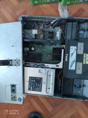 Server Dell PowerEdge R710, 2 x Hexa Core X5650 - Memorie RAM : 24 GB DDR3 ECC Reg. 6x4g