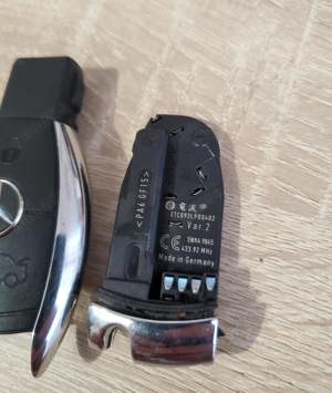 Cheie noua originala Keyless GO Mercedes W221 W211 W212 W164 W219 W204  - imagine 3