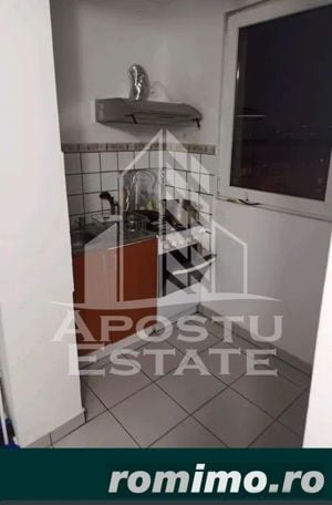 Apartament cu 3 camere, decomandat situat in zona Girocului - imagine 5