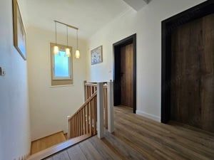 Casa individuala cu Garaj!Zona Linistita! Finisata impecabil!COMISION 0%! - imagine 10