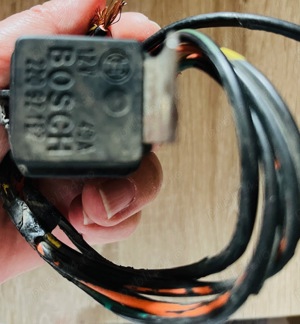 Condensator audio releu 12V 30 A - imagine 4