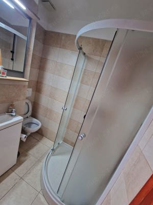 vand schimb apartament cu casa - imagine 3