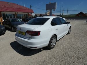 Volkswagen Jetta - imagine 7