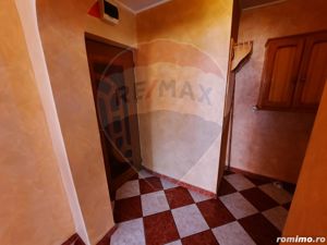 Apartament cu 2 camere si mansarda. - imagine 3