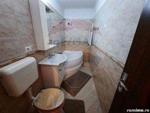 Apartament cu 2 camere si mansarda. - imagine 5