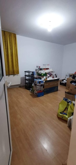 De vanzare apartament 3 camere 45.000 euro - imagine 11