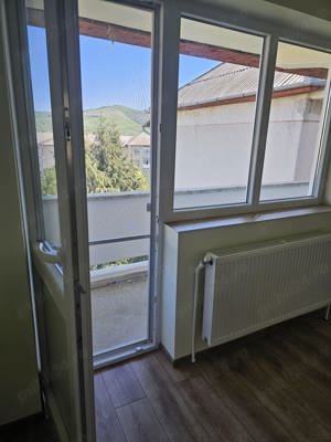 Apartament cu 3 camere in foste proprietati - confort sporit  - imagine 4