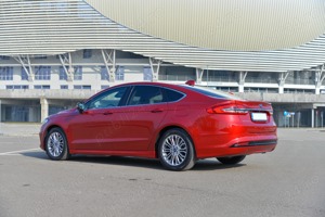 Ford mondeo 2.0 hybrid - imagine 2 Ford mondeo 2.0 hybrid - imagine 2