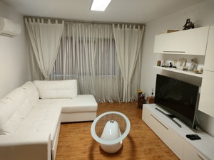 Vand apartament cu 3 camere decomandat in PITESTI - imagine 1