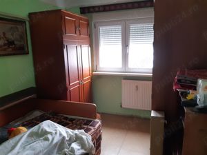 Apartament 3 camere semidecomandat de vanzare - imagine 5