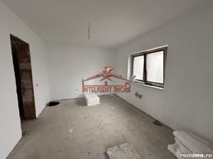 Duplex 4 camere, 300 mp curte libera in Selimbar COMISION 0% - imagine 6