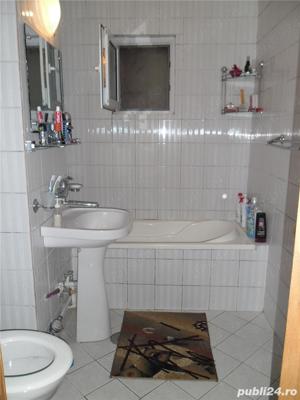 Inchiriez apartament 3 camere, - imagine 3