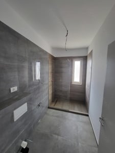 Etaj intermediar in Girocului. Langa Calea Martirilor. Ideal pentru investitie. Decomandat - imagine 6