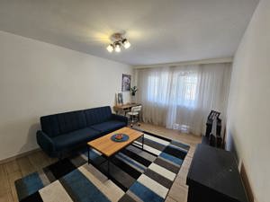 Apartament 2 camere,2 balcoane,strada Zamfirescu - imagine 2