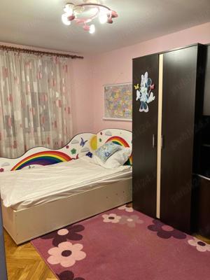 Apartament cu trei camere, spre închiriere zona Bradet  - imagine 11