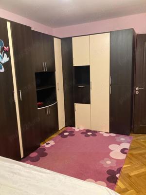 Apartament cu trei camere, spre închiriere zona Bradet  - imagine 9