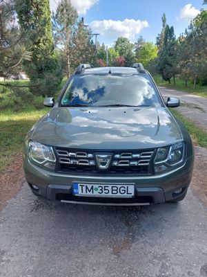Dacia Duster 1,5 diesel 4x4 - imagine 3 Dacia Duster 1,5 diesel 4x4 - imagine 3
