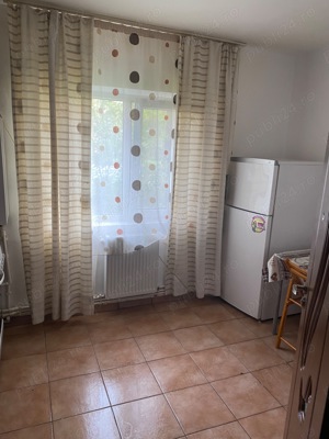 Proprietar  închiriez  garsonieră 42 mp confort 1 , decomandata  - imagine 3