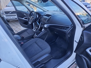 Opel Zafira C - imagine 8